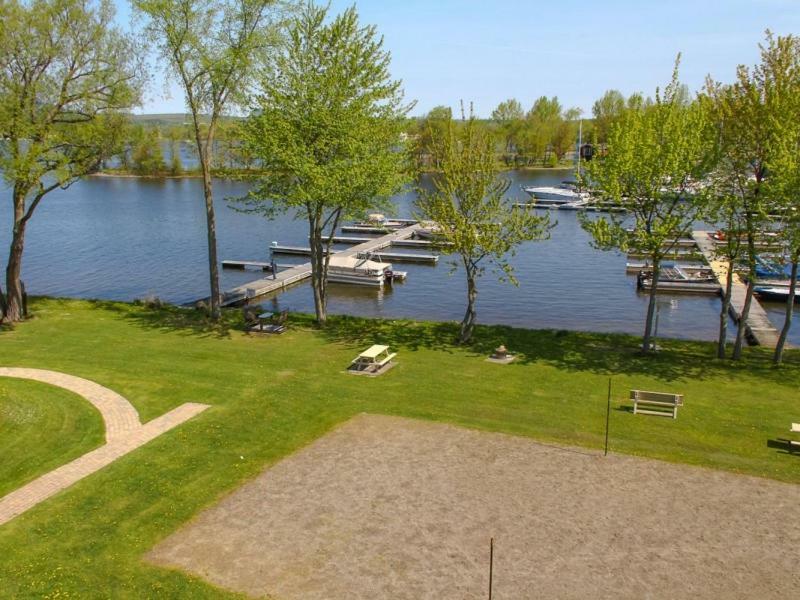 O'Berge Du Village C304 - Bord De L'Eau Magog Екстер'єр фото